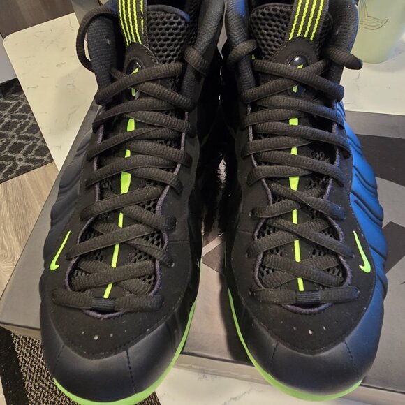 Nike Air Foamposite One Black Volt - Size 10.5 HF2902-001 Mens Shoes NEW - Picture 4 of 15